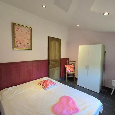 8 Personnes Avec Cheminee Et A Biron - Fr-1-616-481 Holiday home Biron (Dordogne)