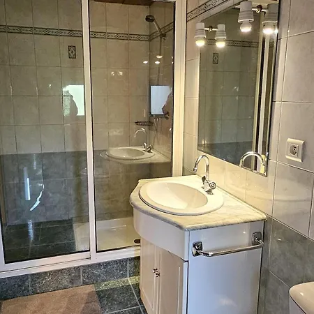 Holiday home 8 Personnes Avec Cheminee Et A Biron - Fr-1-616-481